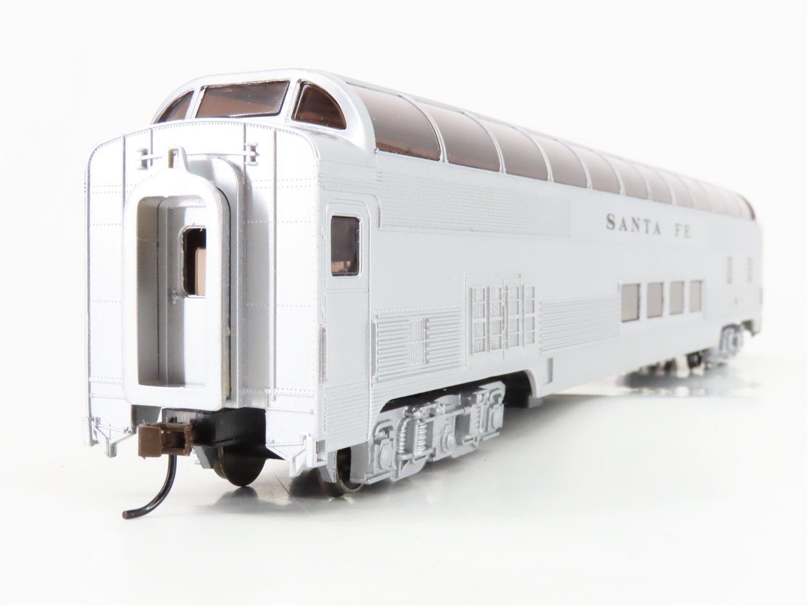 HO Scale Bachmann Silver Series 13002 ATSF Santa Fe Dome Passenger Car #507