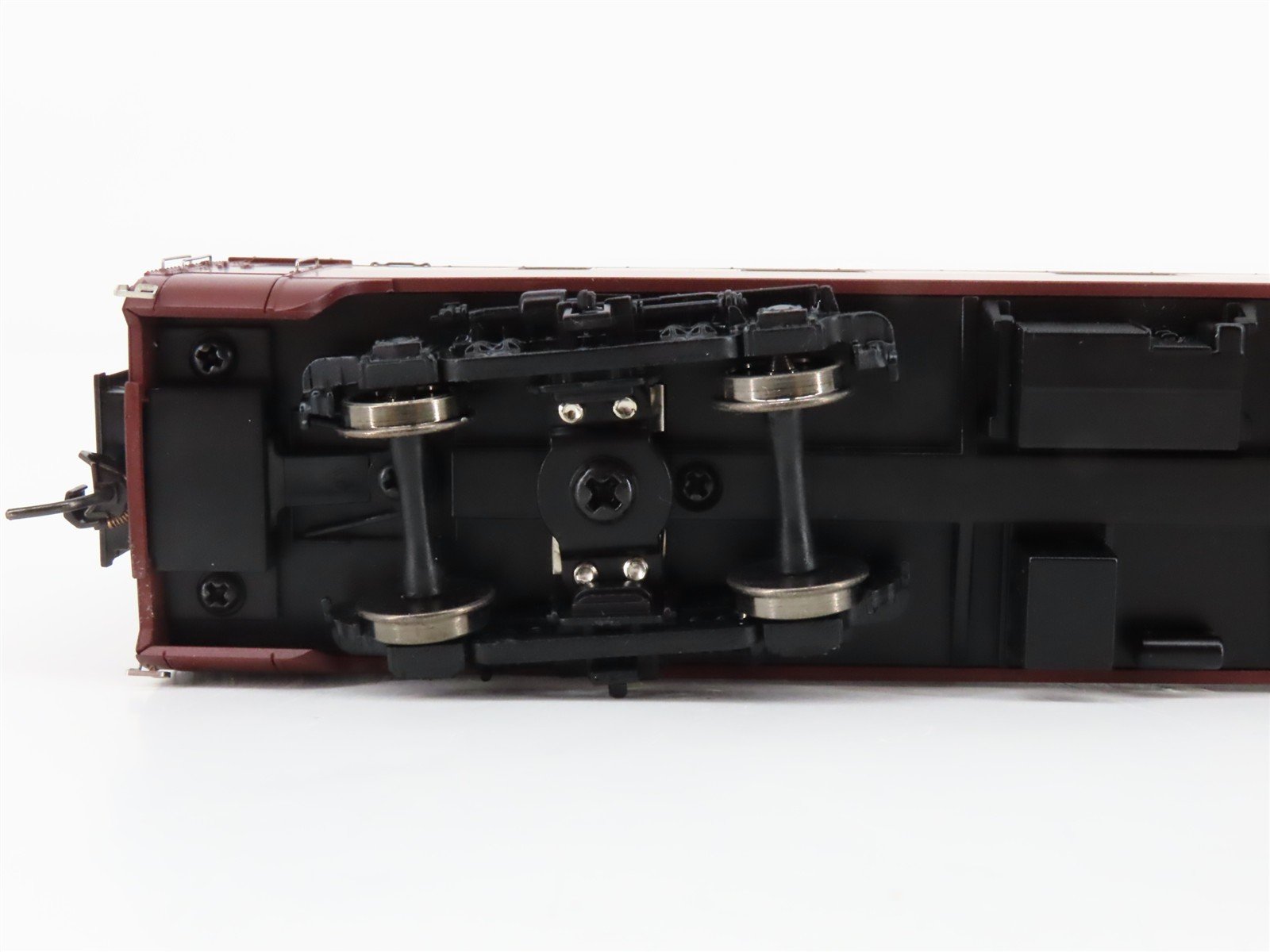 HO Scale Walthers 932-15254 PRR Pennsylvania Pullman Sleeper Passenger Car