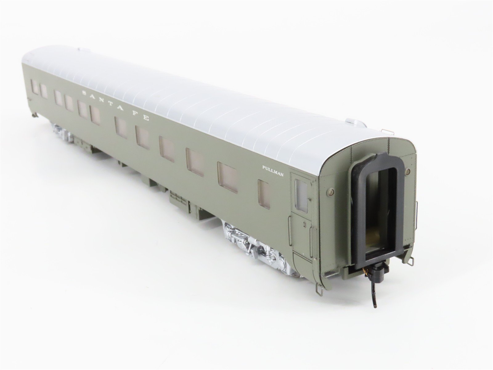 HO Scale Walthers 932-9382 ATSF Santa Fe Railroad Pullman Sleeper Passenger Car