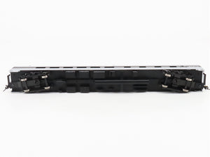 HO Walthers Mainline 910-30161 CN Canadian National 85' Budd Diner Passenger Car