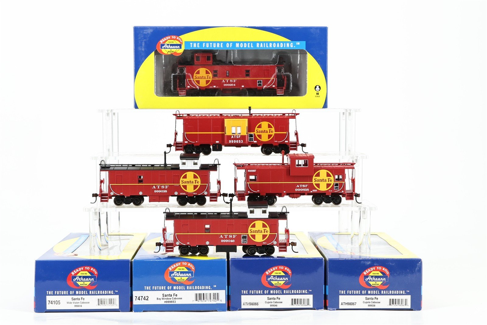 LOT of 5 HO Scale Athearn ATSF Santa Fe Railroad Cabooses