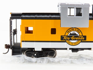 LOT- 2 HO Walthers Trainline & Bachmann Silver Series D&RGW Rio Grande Cabooses