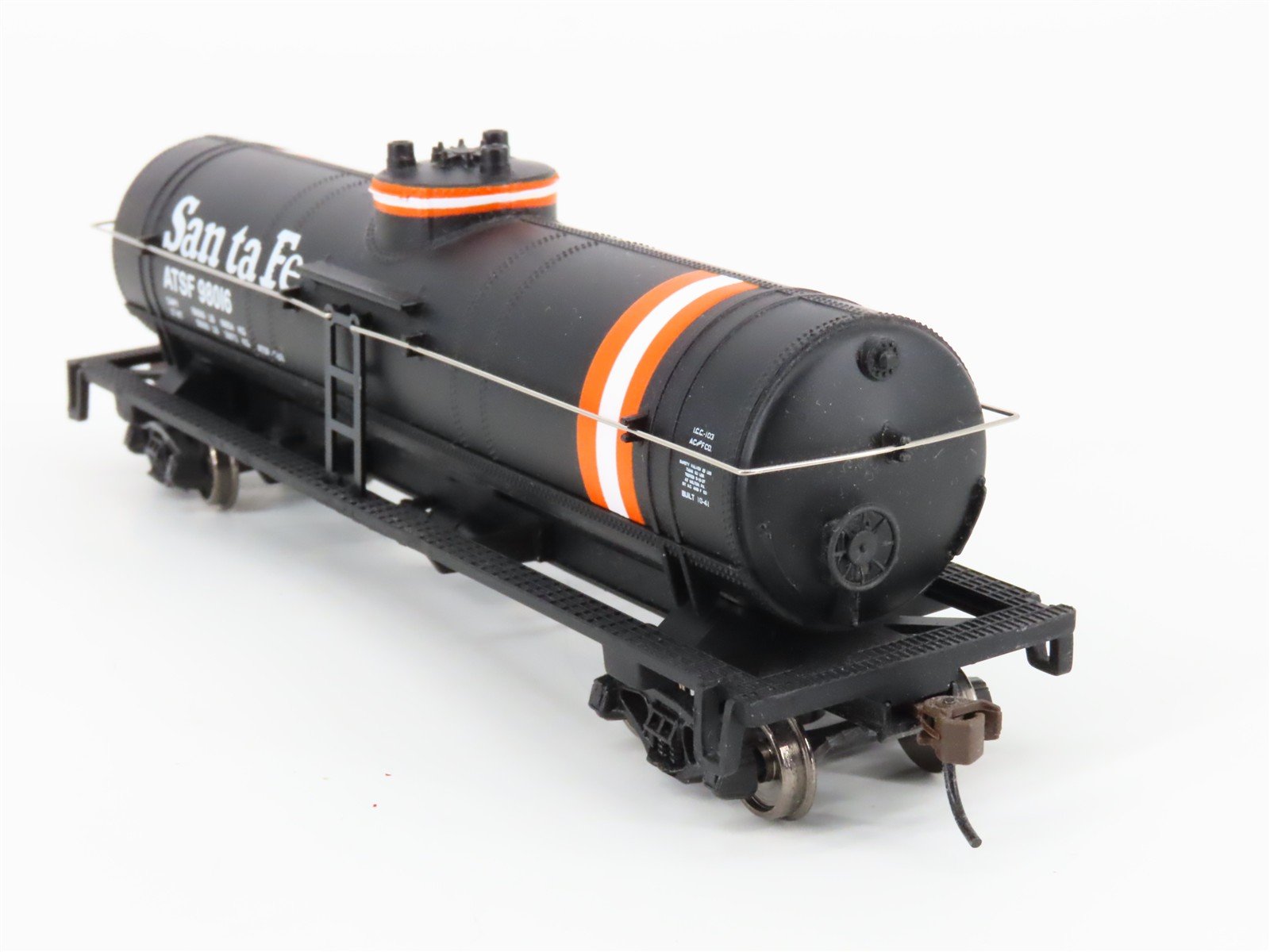 LOT of 2 HO Scale Walthers Trainline 931-1444 ATSF Santa Fe Tank Car #98016