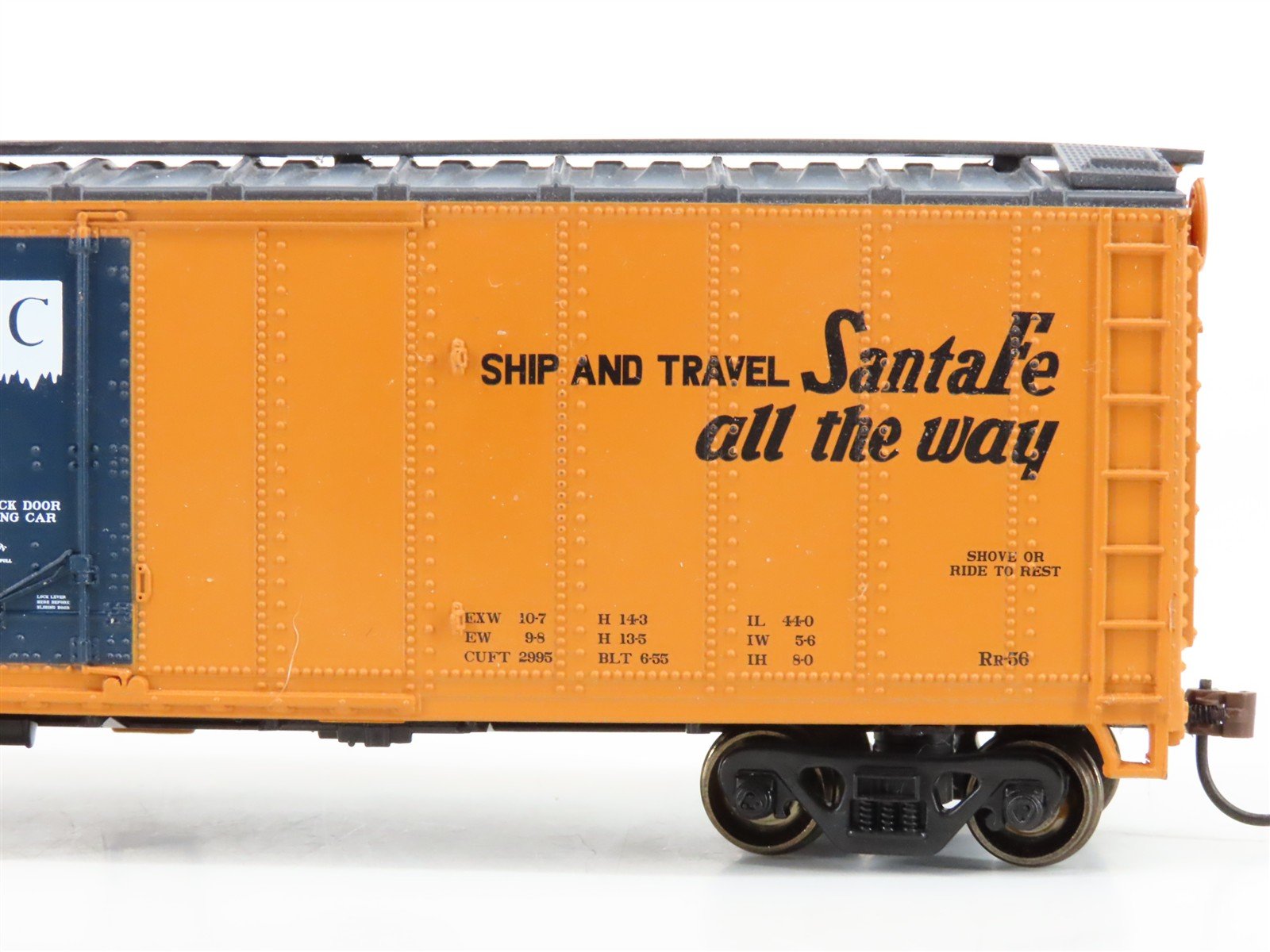 LOT of 2 HO Scale Athearn SFRD Santa Fe Railroad 60' Mechanical Reefers
