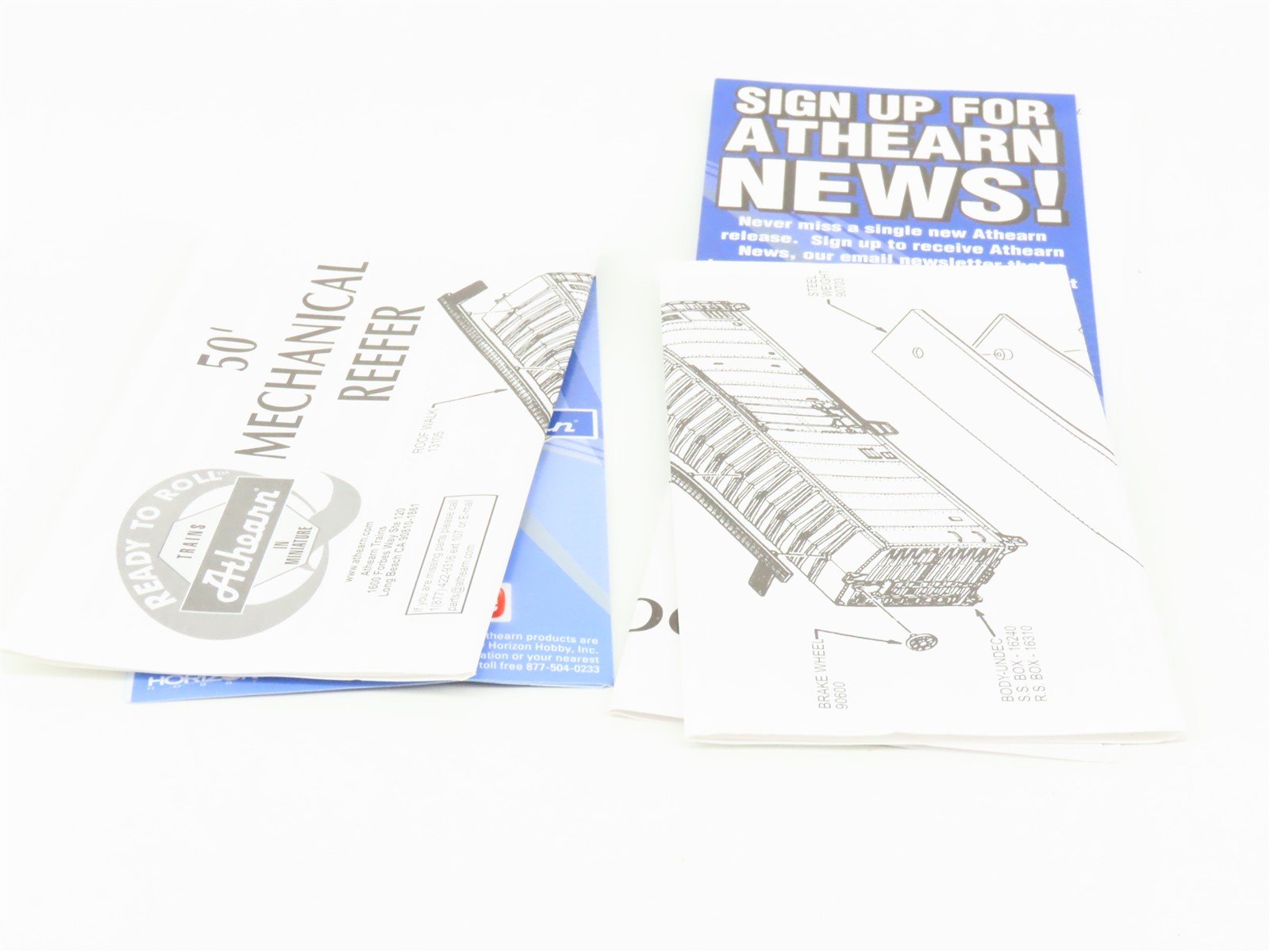 LOT of 2 HO Scale Athearn SFRD Santa Fe Railroad 60' Mechanical Reefers