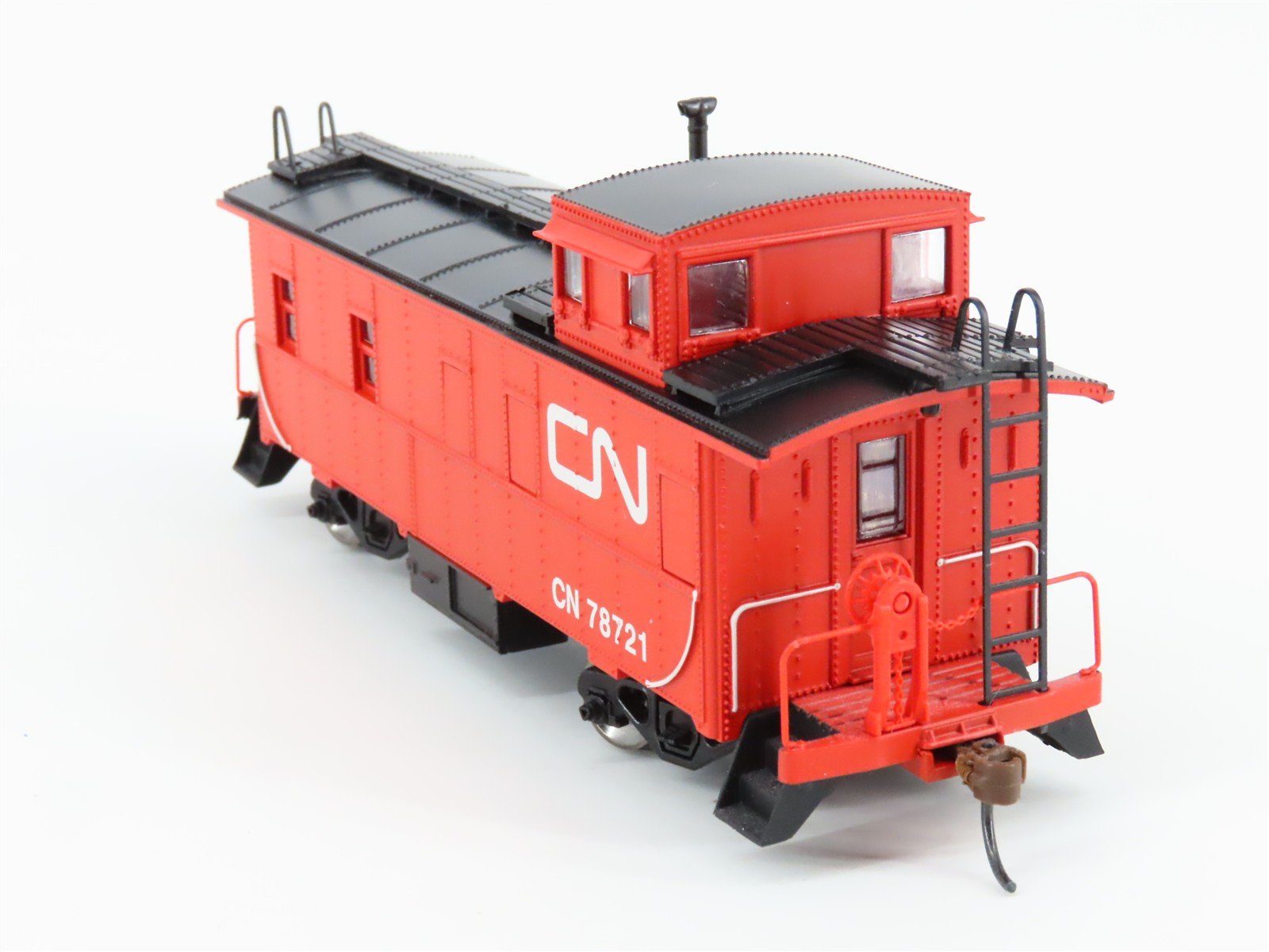 HO Scale Athearn Roundhouse RND87825 CN Canadian National Cupola Caboose #78721