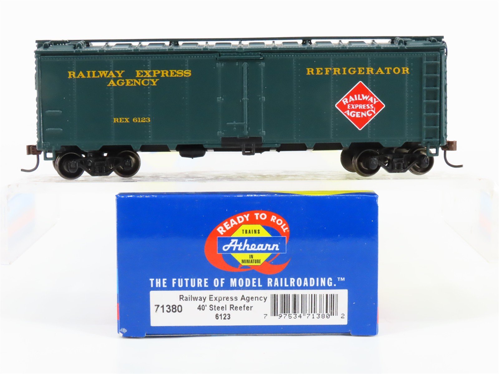 HO Scale Athearn 71380 REX Railway Express Agency 40' Steel Reefer #6123