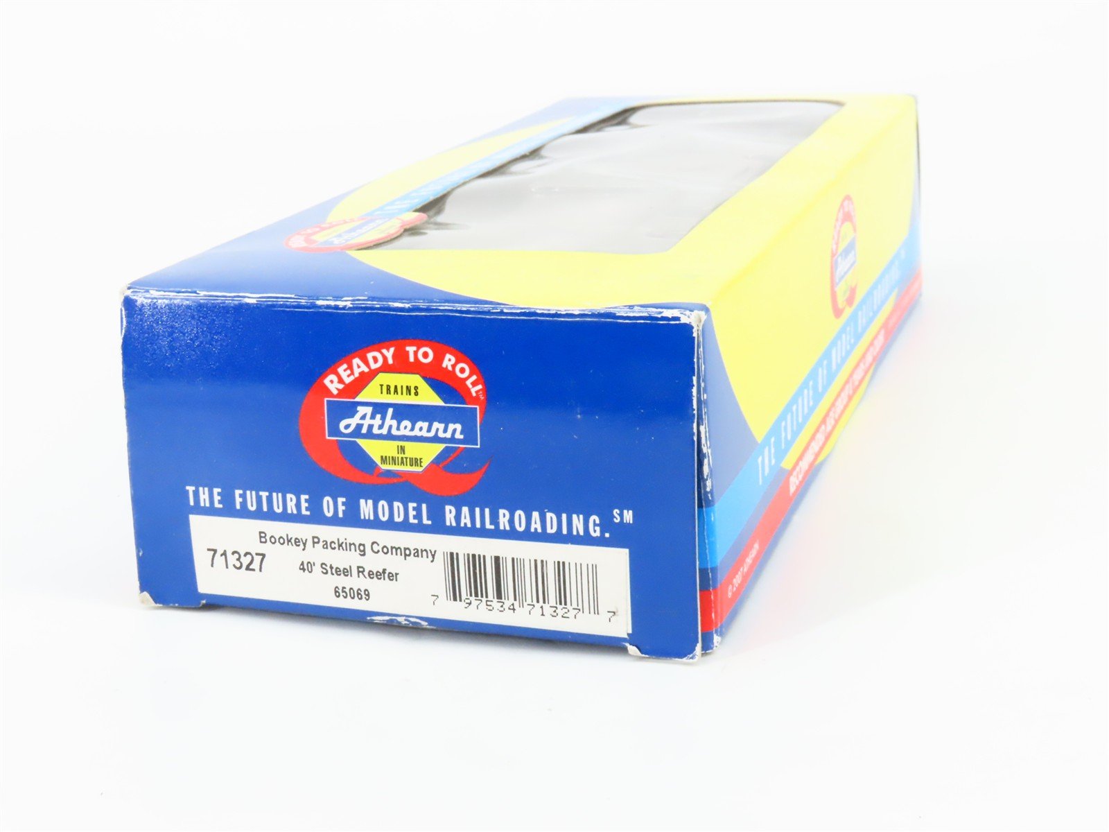HO Scale Athearn 71327 URTX Bookey Packing Company 40' Steel Reefer #65069