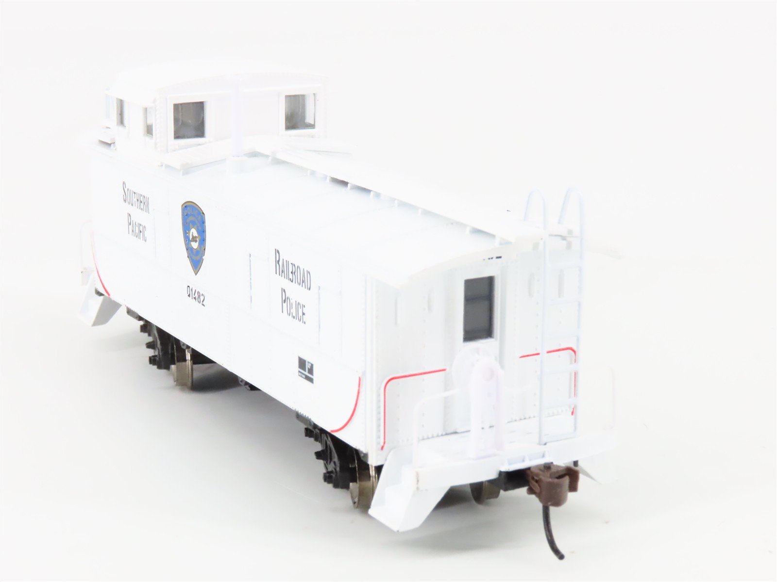 HO Scale Athearn 74157 SP Southern Pacific Railroad Police Cupola Caboose #01482