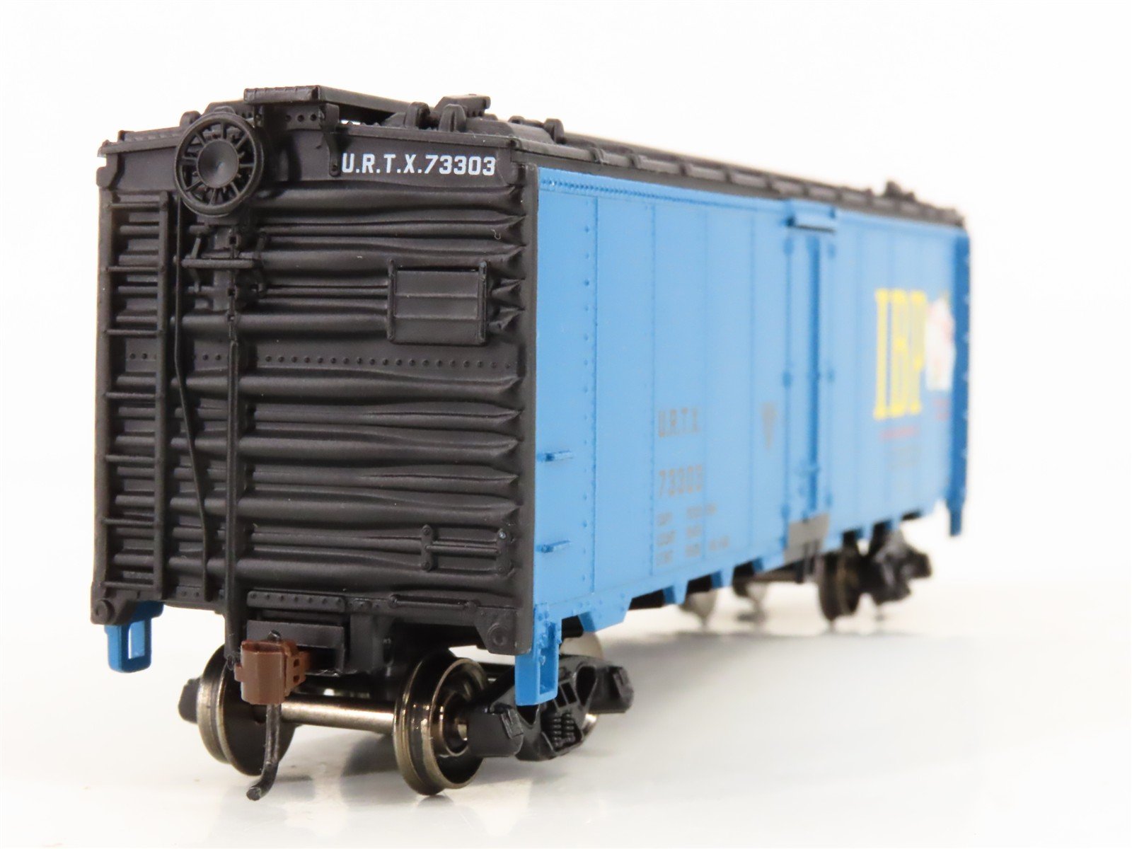 HO Scale Athearn 71349 URTX Iowa Beef Packers 40' Steel Reefer #73303