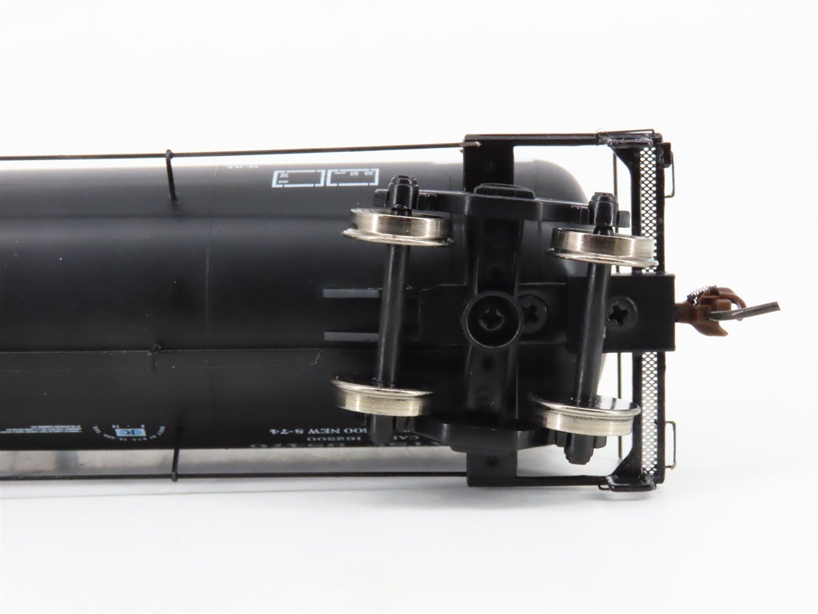 HO Scale Athearn 73901 ATSF Santa Fe Railroad 50' 20,900 Gallon Tank Car #98476