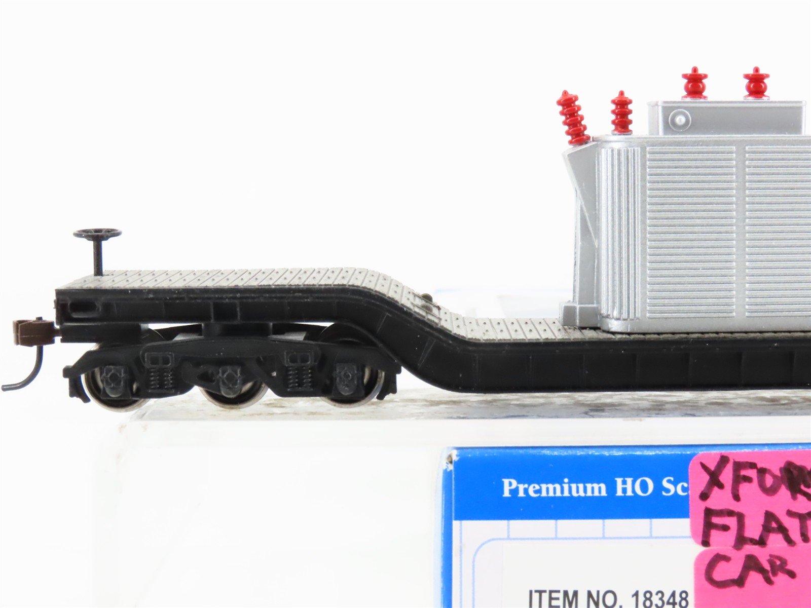 HO Scale Bachmann Silver Series 18348 Unlettered 52' Flat Car w/ Transformer