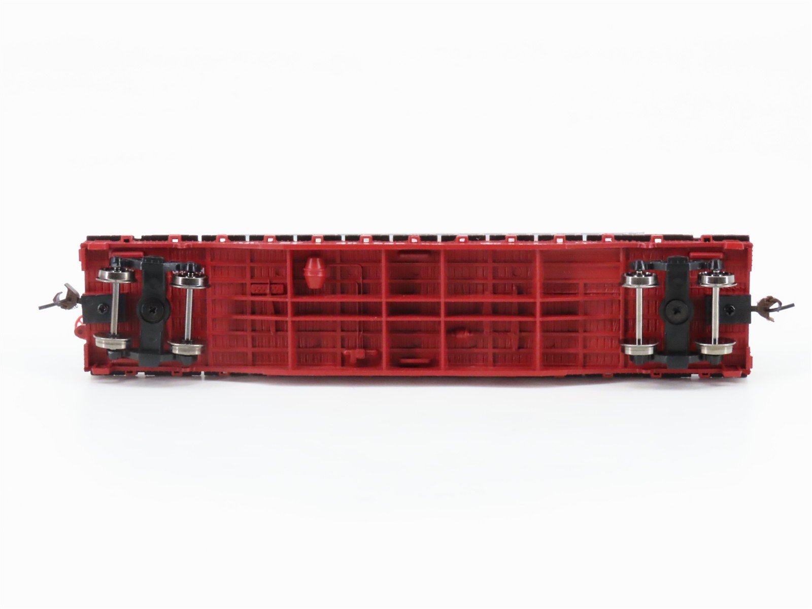 HO Bachmann Silver Series 16701 ATSF TOFC Flat Car #89989 w/ Navajo Trailer