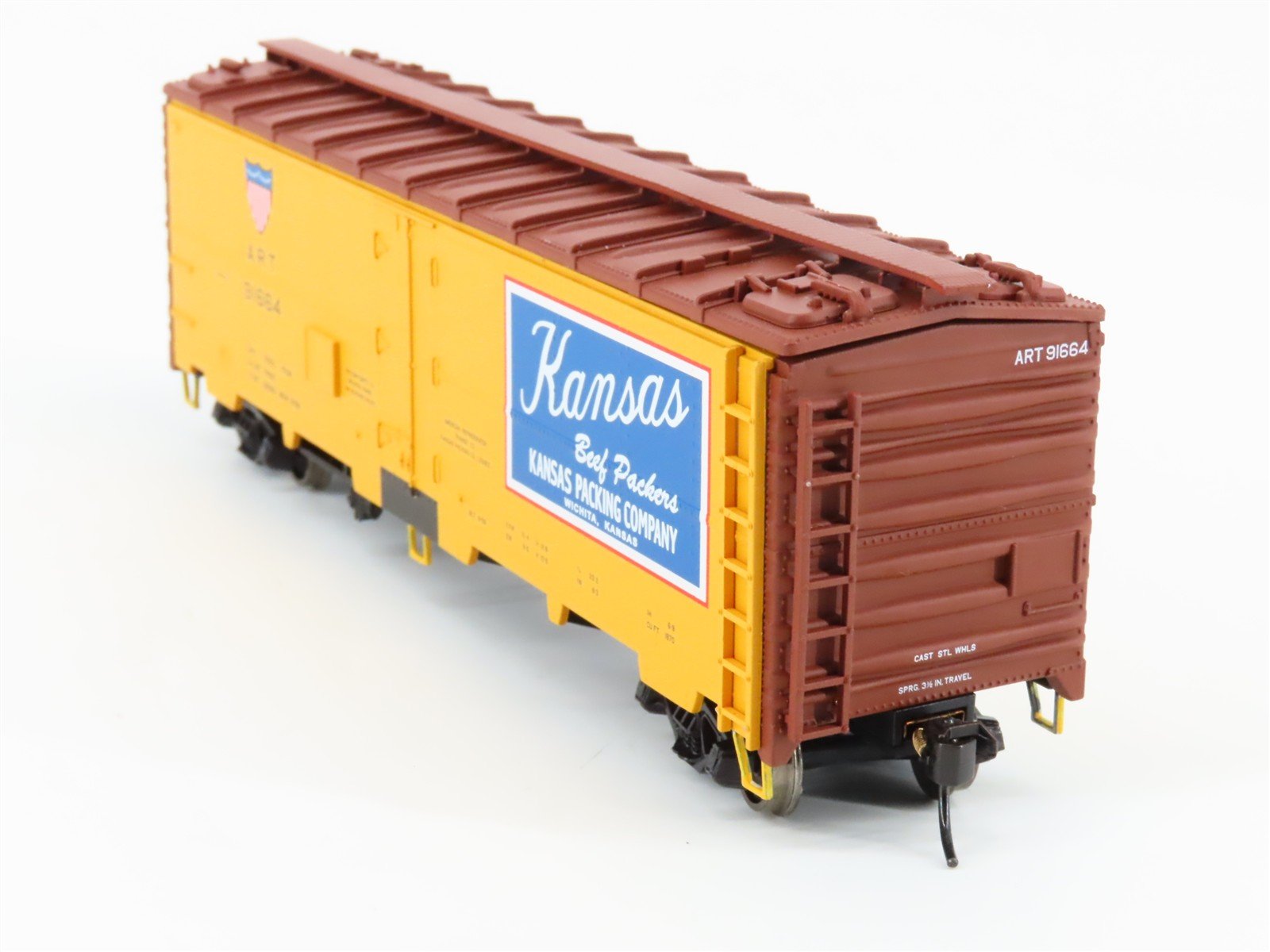 HO Scale Walthers 932-60403 ART Kansas Packing 40' Meat Reefer #91664