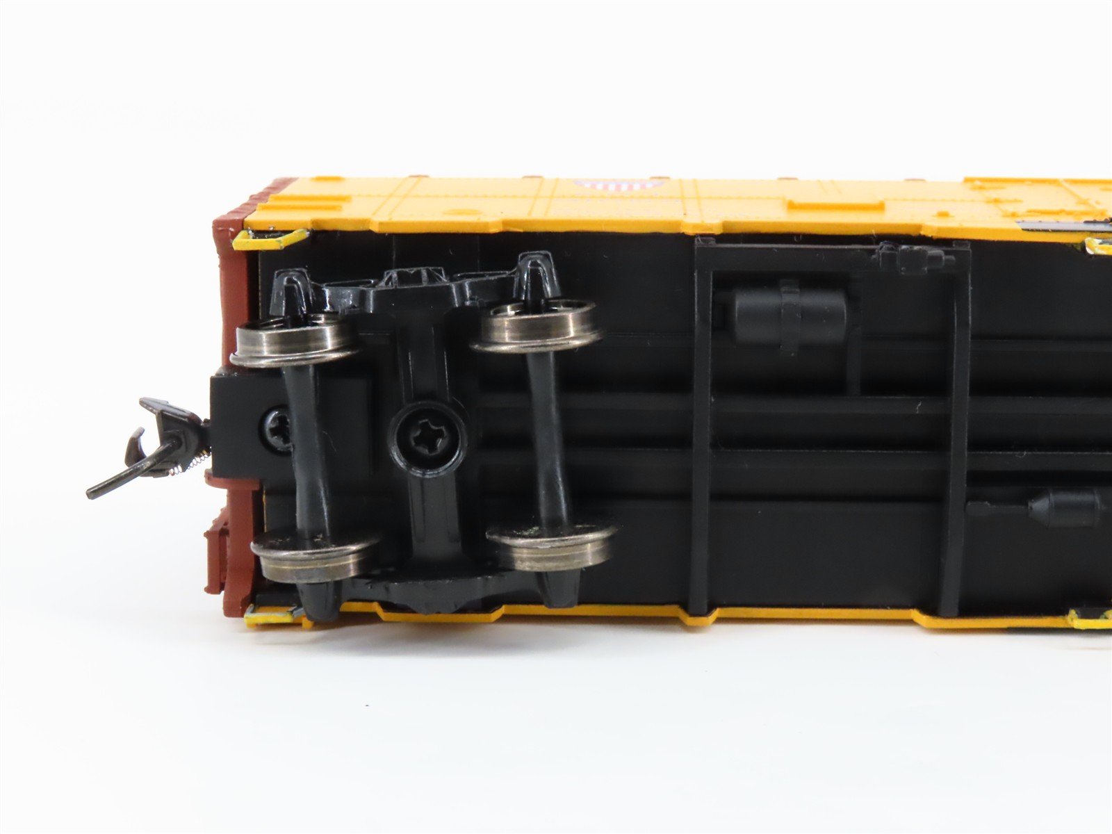 HO Scale Walthers 932-60403 ART Kansas Packing 40' Meat Reefer #91664