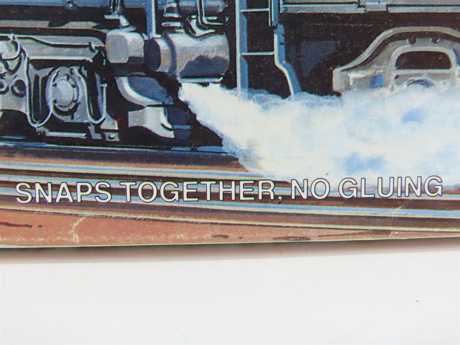 HO Monogram Snap-Tite Kit 1602 Undecorated 4-8-8-4 Big Boy Steam - STATIC MODEL