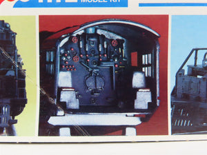 HO Monogram Snap-Tite Kit 1602 Undecorated 4-8-8-4 Big Boy Steam - STATIC MODEL