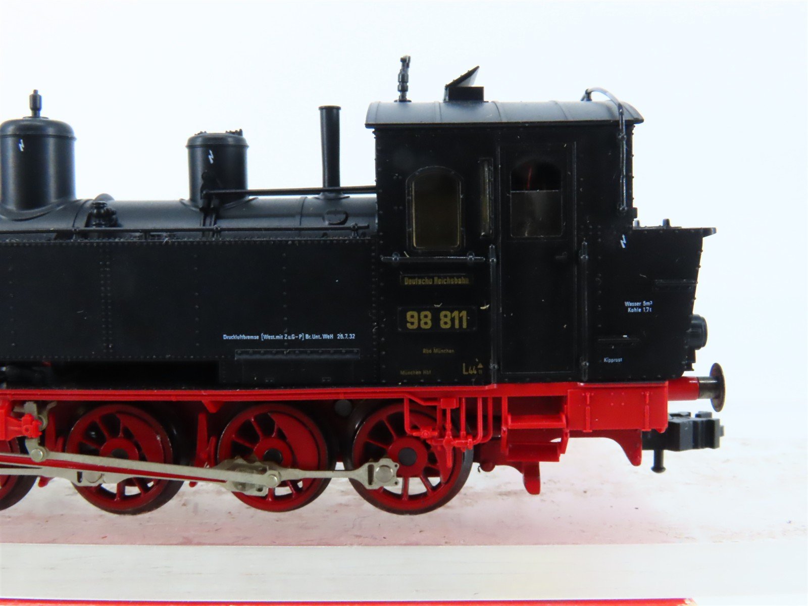 HO Scale Fleischmann 4098 DR Deutsche Reichsbahn 0-8-0 BR98 Steam #811