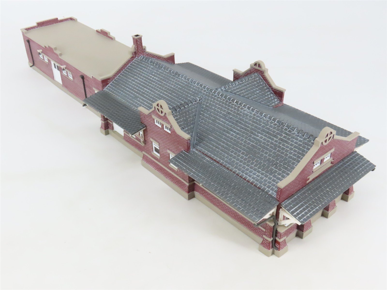 HO 1/87 Scale Athearn 95931 Santa Fe Depot Building