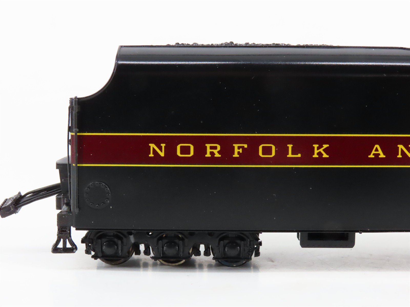HO Broadway Limited BLI 1113 N&W 4-8-4 Class J Steam #600 - DCC ONLY w/ Sound
