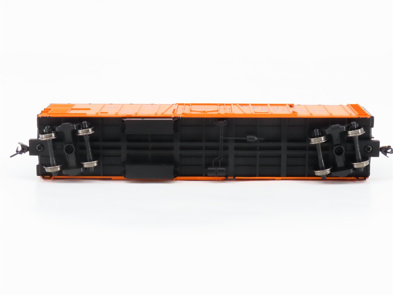 HO Scale Walthers 910-3774 PFE Pacific Fruit Express 50' Mech Reefer #301290