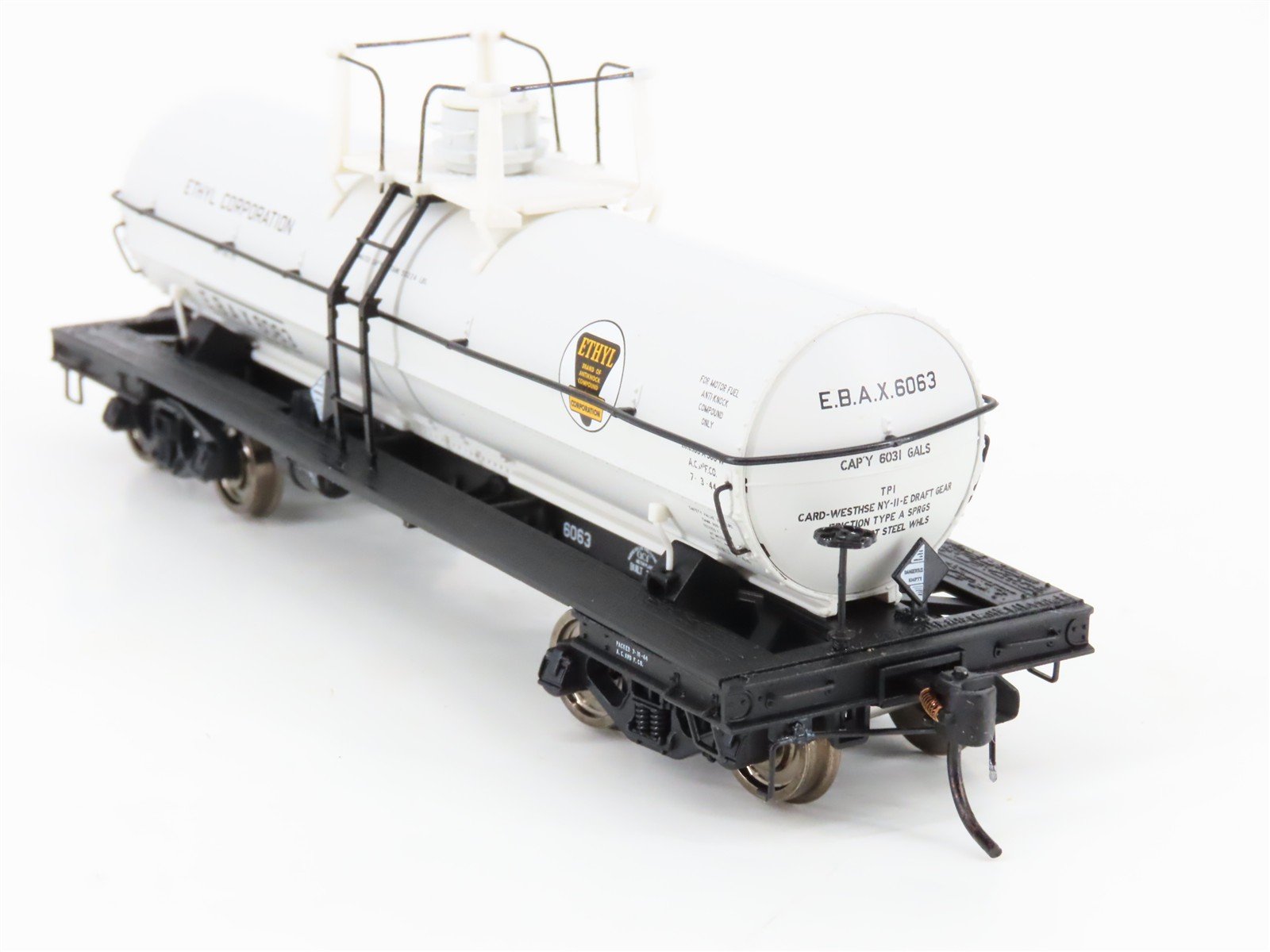 HO Broadway Limited BLI 7666 EBAX Ethyl / SHPX Wyandotte 6k Gal Tank Car 2-Pack