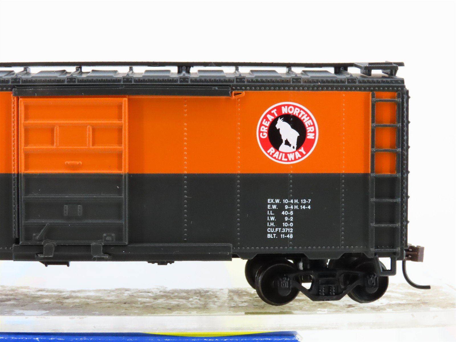 HO Scale Athearn 7001 GN Great Northern 40' Single Door Steel Box Car #2540
