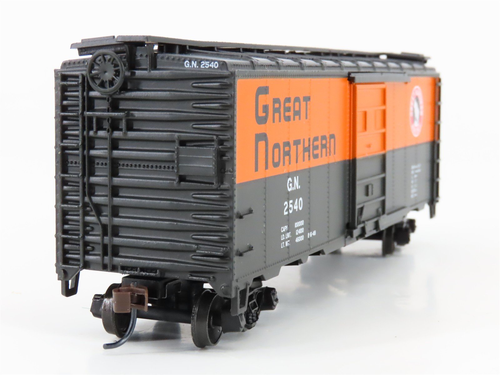 HO Scale Athearn 7001 GN Great Northern 40' Single Door Steel Box Car #2540