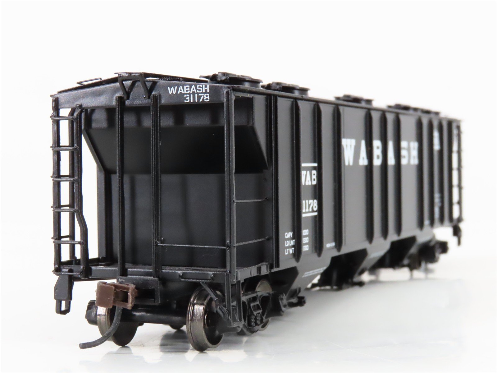 HO Scale Athearn 93753 WAB Wabash 3-Bay PS 2893 Covered Hopper #31178