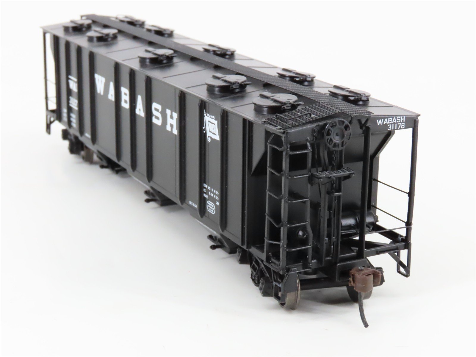 HO Scale Athearn 93753 WAB Wabash 3-Bay PS 2893 Covered Hopper #31178