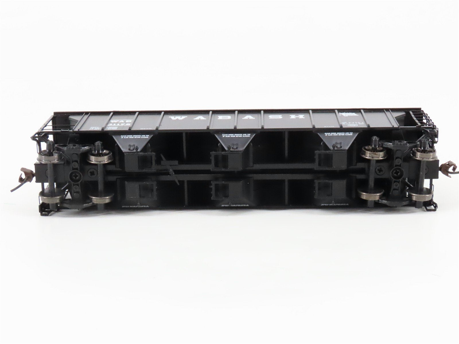 HO Scale Athearn 93753 WAB Wabash 3-Bay PS 2893 Covered Hopper #31178
