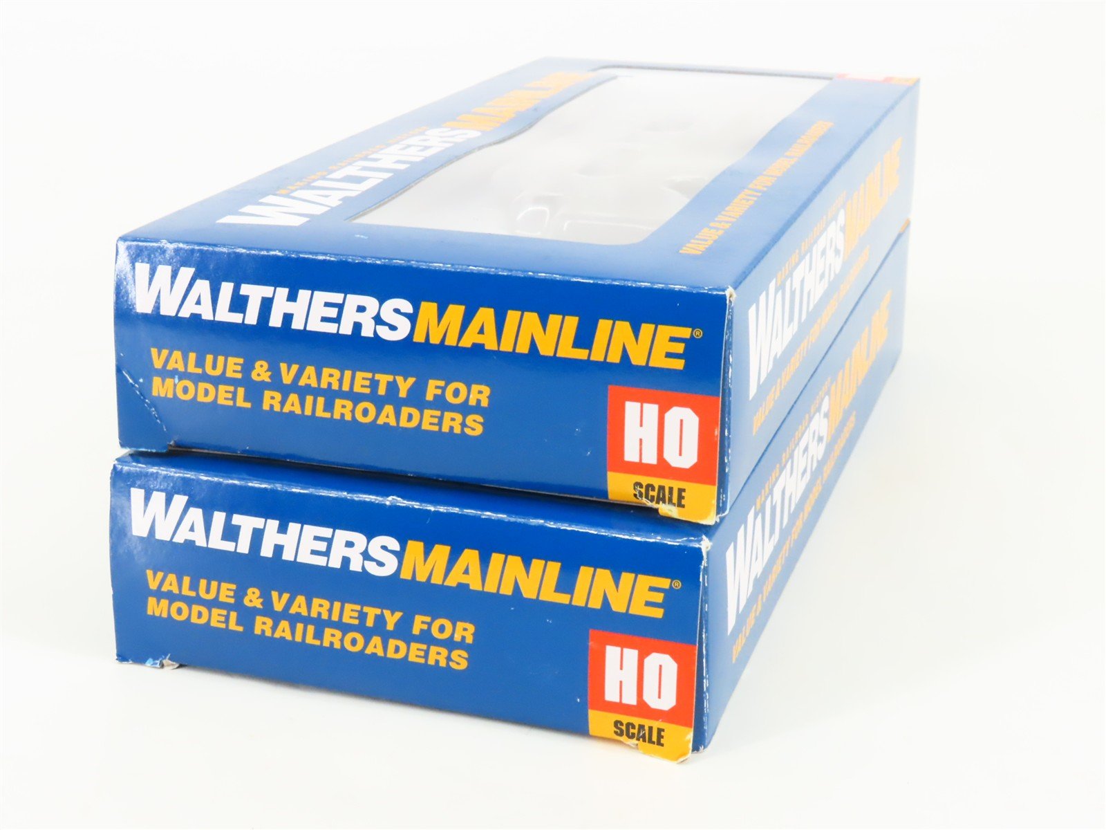 LOT of 2 HO Scale Walthers Mainline GATX & ACFX 36' 3-Dome Tank Cars