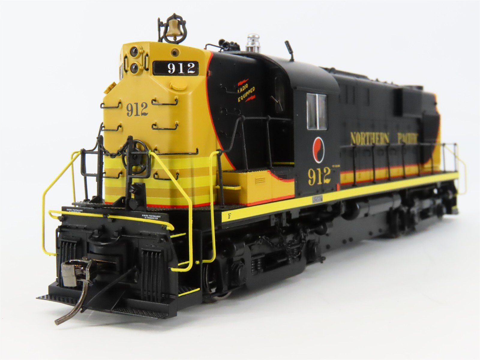 HO Scale Rapido 31580 NP Northern Pacific ALCO RS-11 Diesel #912 w/ DCC & Sound