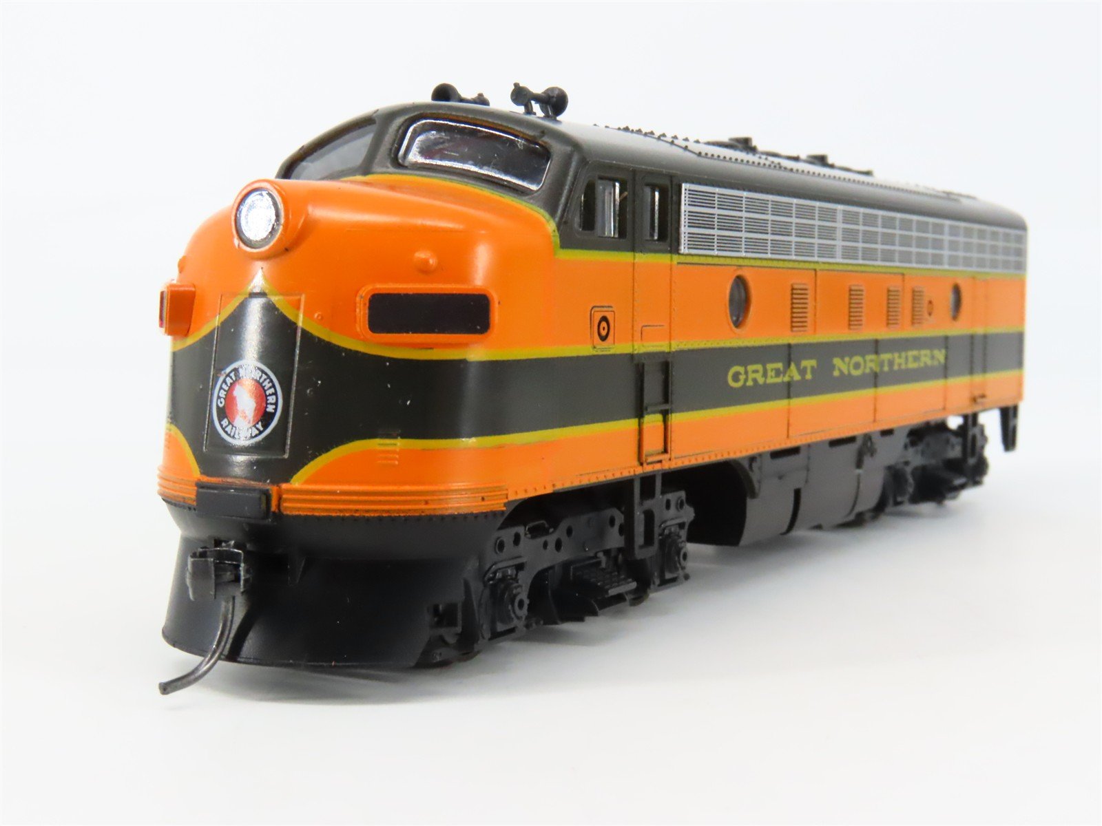 HO Stewart 8470 GN Great Northern EMD F3A Ph. IV Diesel No# - DCC ONLY w/ Sound