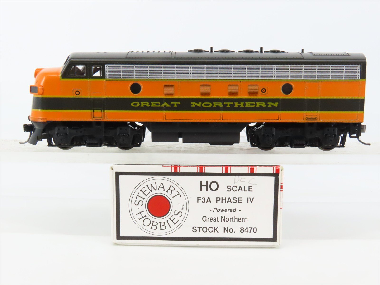 HO Stewart 8470 GN Great Northern EMD F3A Ph. IV Diesel No# - DCC ONLY w/ Sound