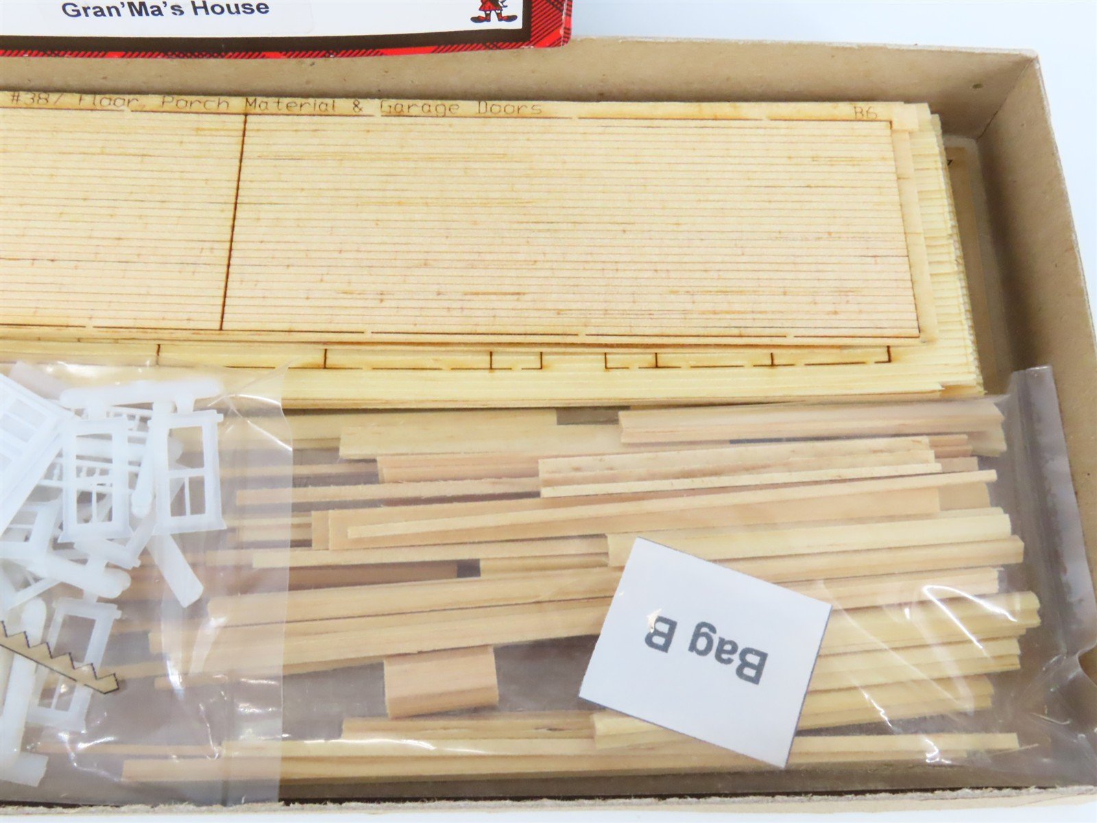 HO 1/87 Scale Campbell Scale Models Kit #387 Gran'Ma's House