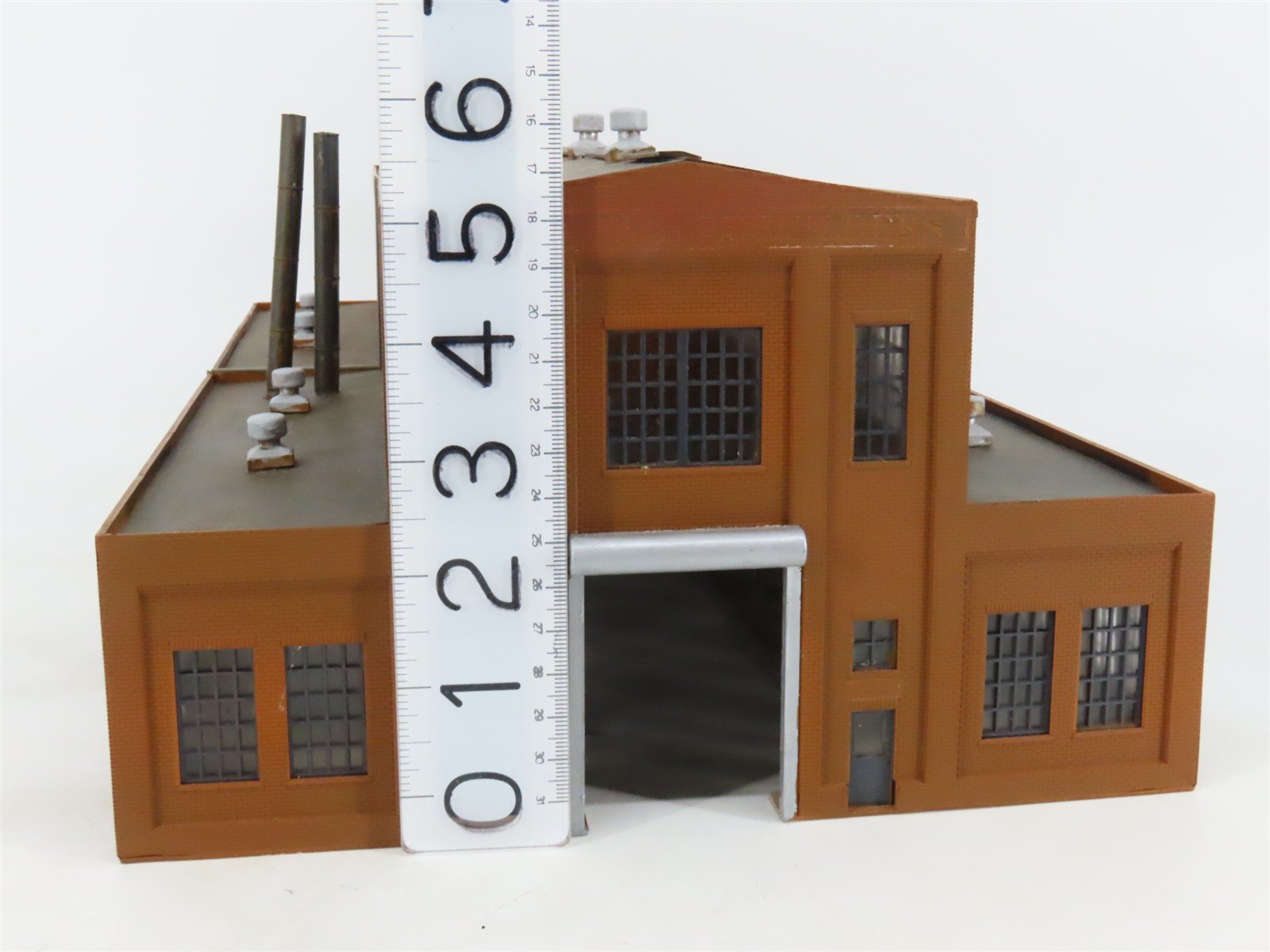 HO 1/87 Scale Walthers Factory Building - Assembled - Custom