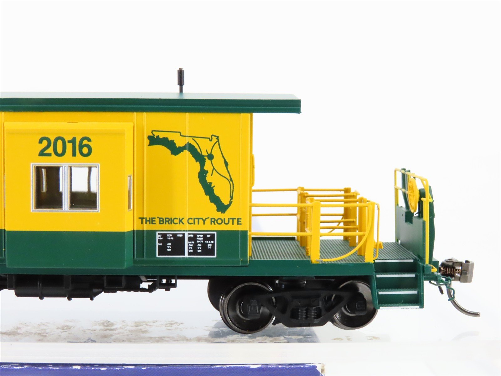 HO Scale Bluford Shops 99314 Ocala Midland Short Body Bay Window Caboose #2016