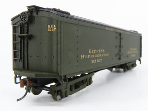 LOT of 2 HO Scale Walthers REX Railway Express Agency Wood Reefers