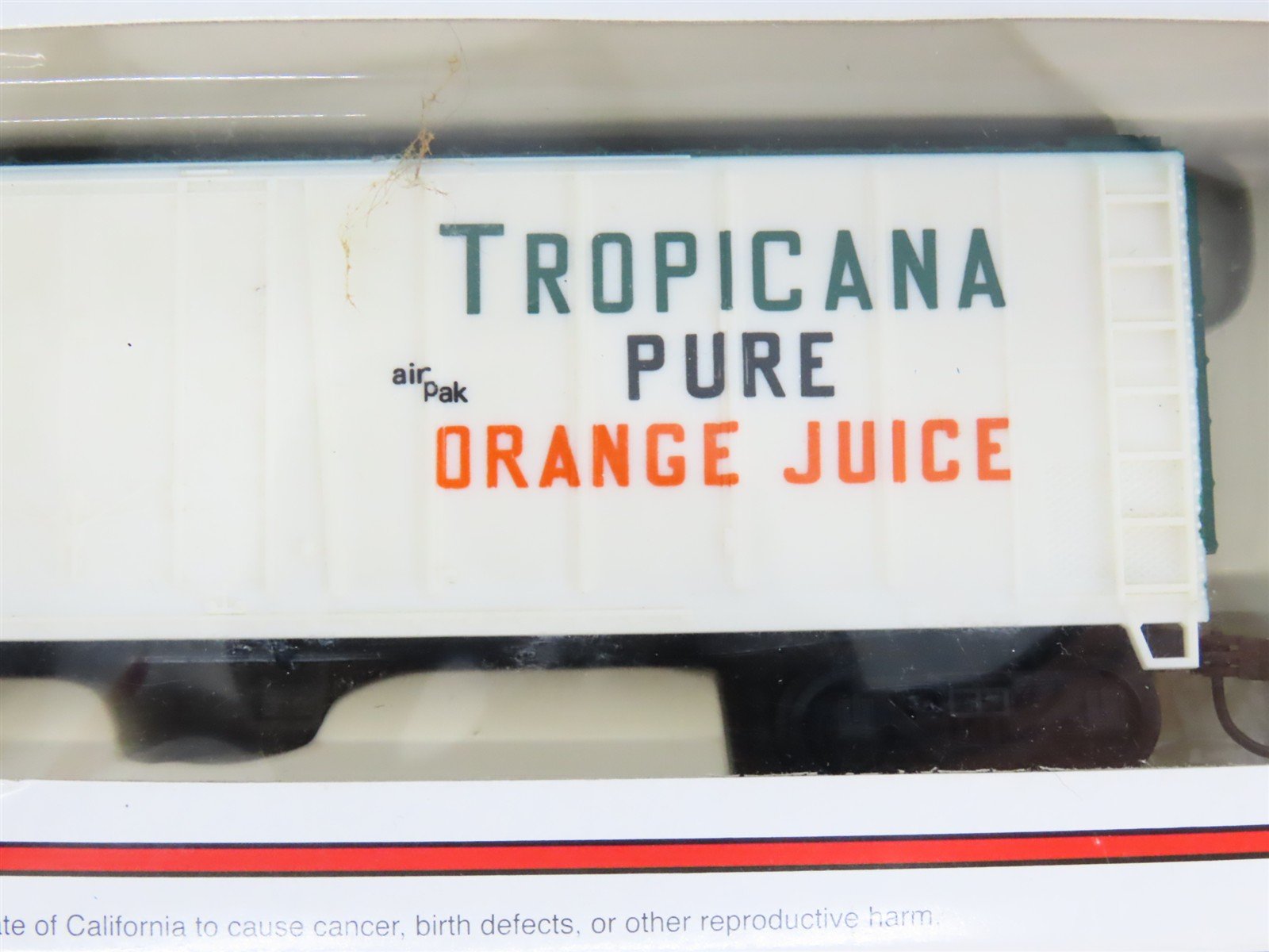 LOT of 3 HO Scale Bachmann TPIX Tropicana Pure Orange Juice Reefers
