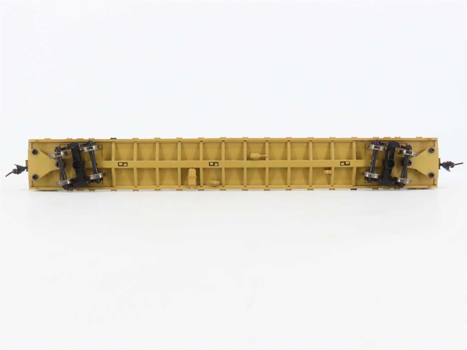 HO Scale Walthers Gold Line 932-4103 TTZX 72' Center Beam Flat Car #87693