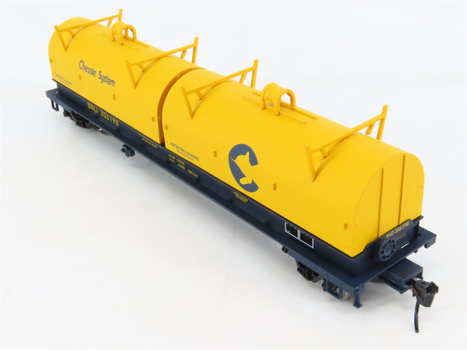HO Scale Walthers Gold Line 932-3840 B&O Chessie System Cushion Coil Car #306198