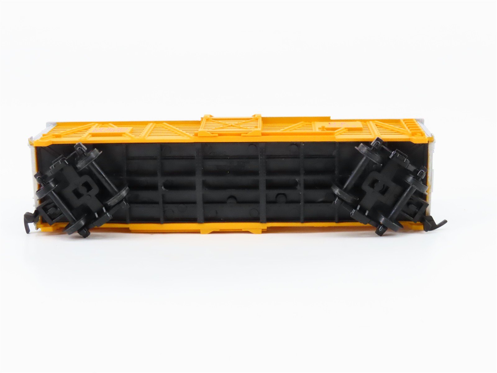 HO Scale Life-Like 21906 UP Union Pacific Railroad Stock Car #476336