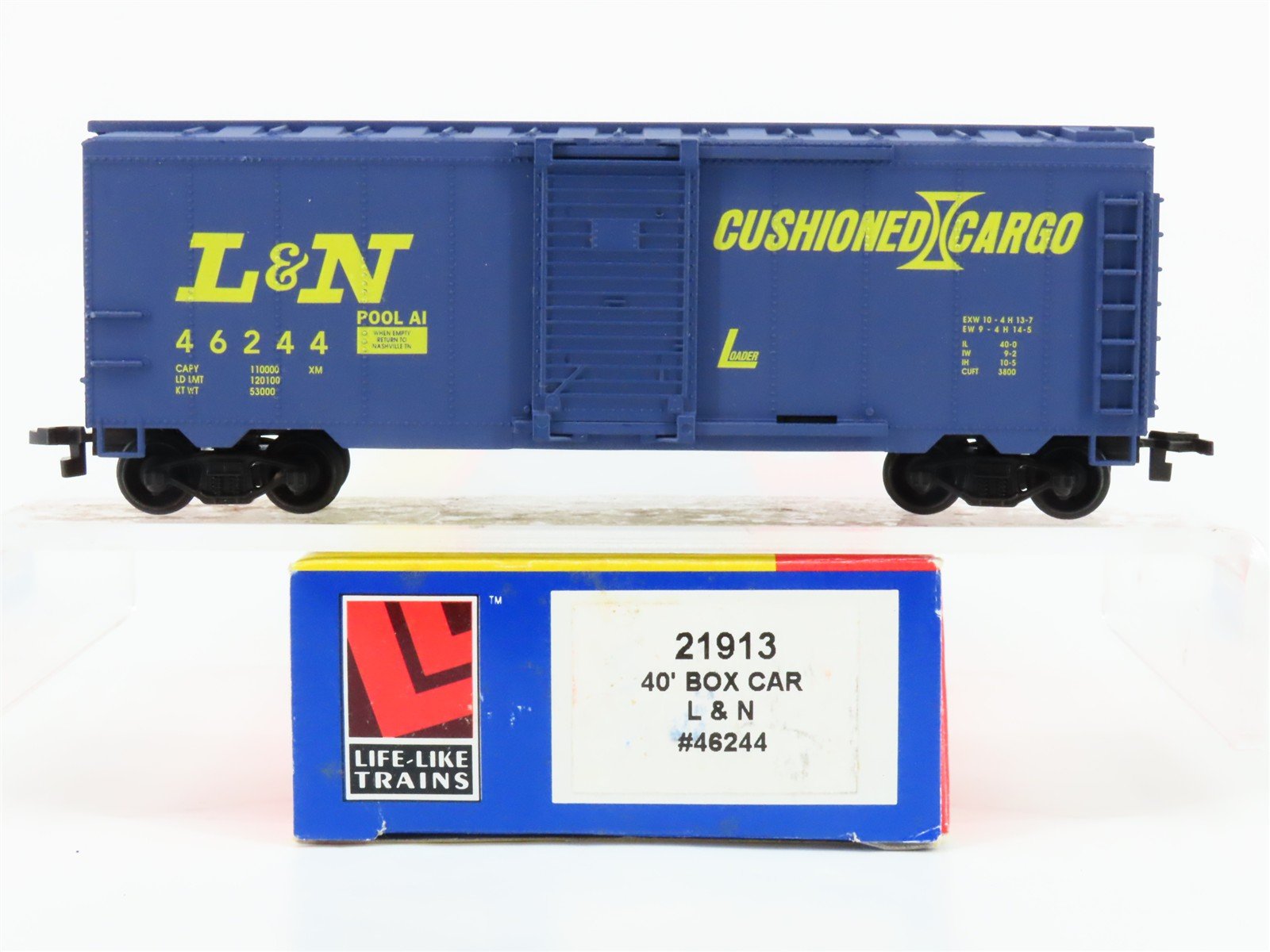 HO Life-Like 21913 L&N Louisville & Nashville 40' Single Door Box Car #46244