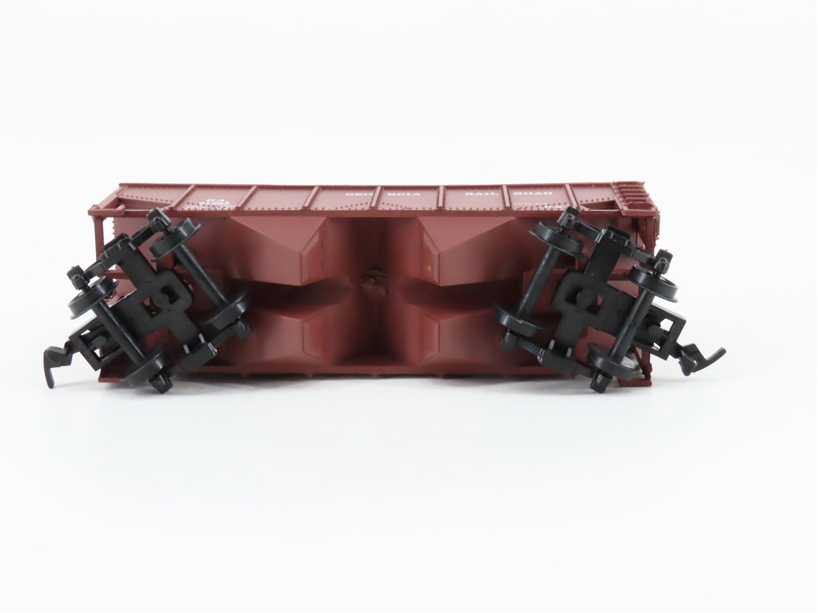 HO Scale Life-Like 21908 GA Georgia Railroad 2-Bay Open Hopper #21395