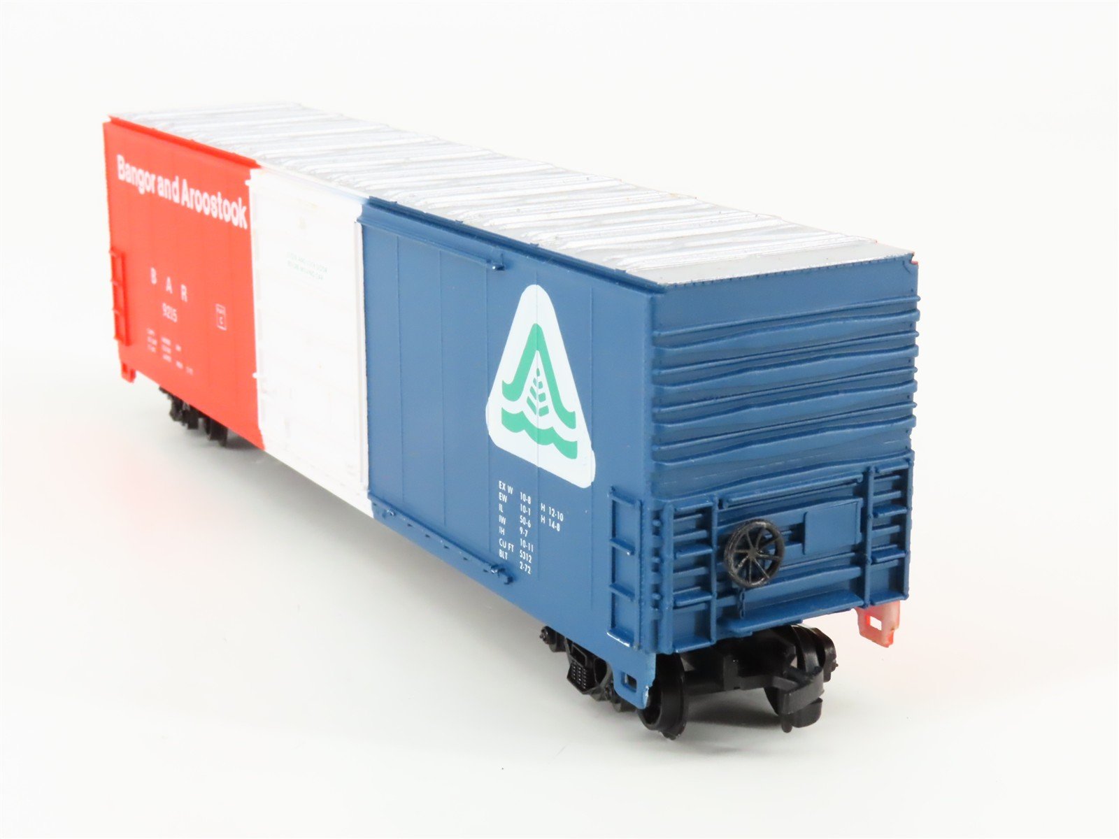 HO Scale Life-Like 8431 BAR Bangor & Aroostook 50' Single Door Box Car #9215