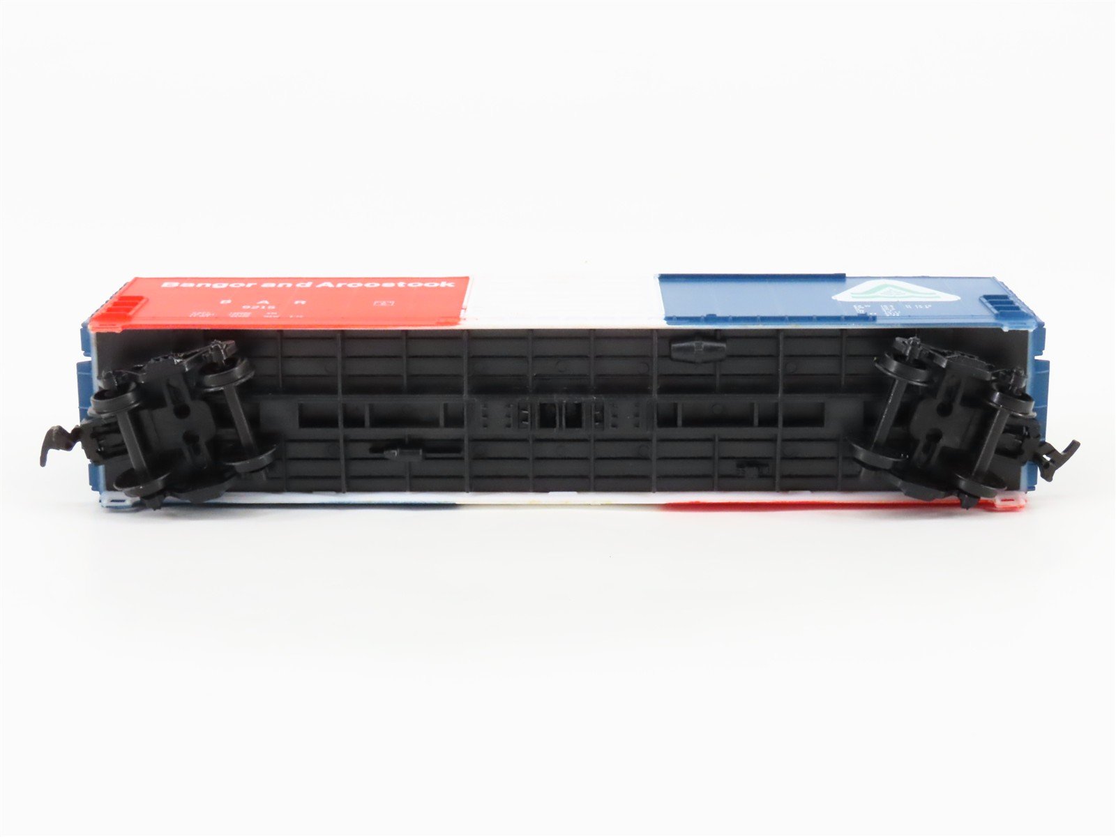 HO Scale Life-Like 8431 BAR Bangor & Aroostook 50' Single Door Box Car #9215