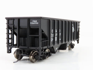 HO Walthers Mainline 910-7402 C&O Chesapeake & Ohio 36' 2-Bay Hopper #326999