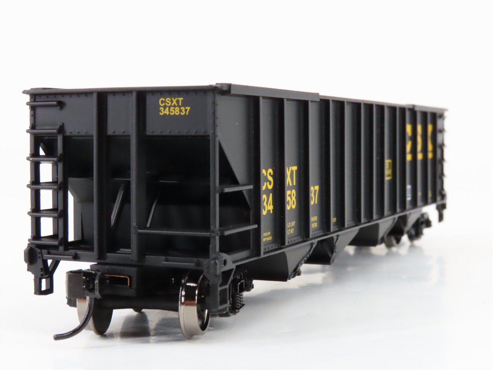 HO Scale Walthers Mainline 910-1967 CSXT 50' 100-Ton 4-Bay Hopper #345837