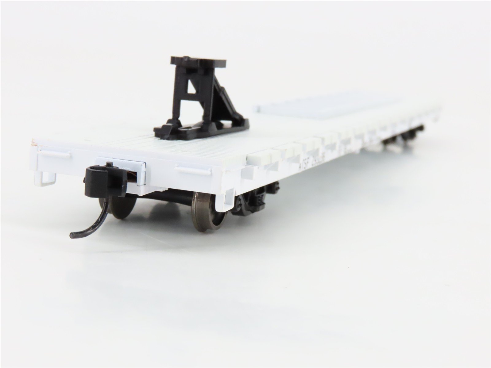 HO Scale Walthers Mainline 910-5301 ATSF Santa Fe Railroad 60' Flat Car #293236